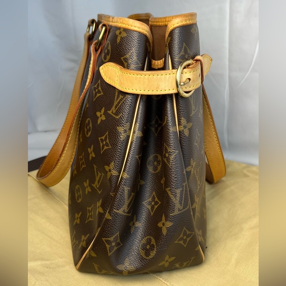 Auth. Louis Vuitton Batignolles Horizontal Monogram Shoulder Bag with Dust Bag - Picture 9 of 17